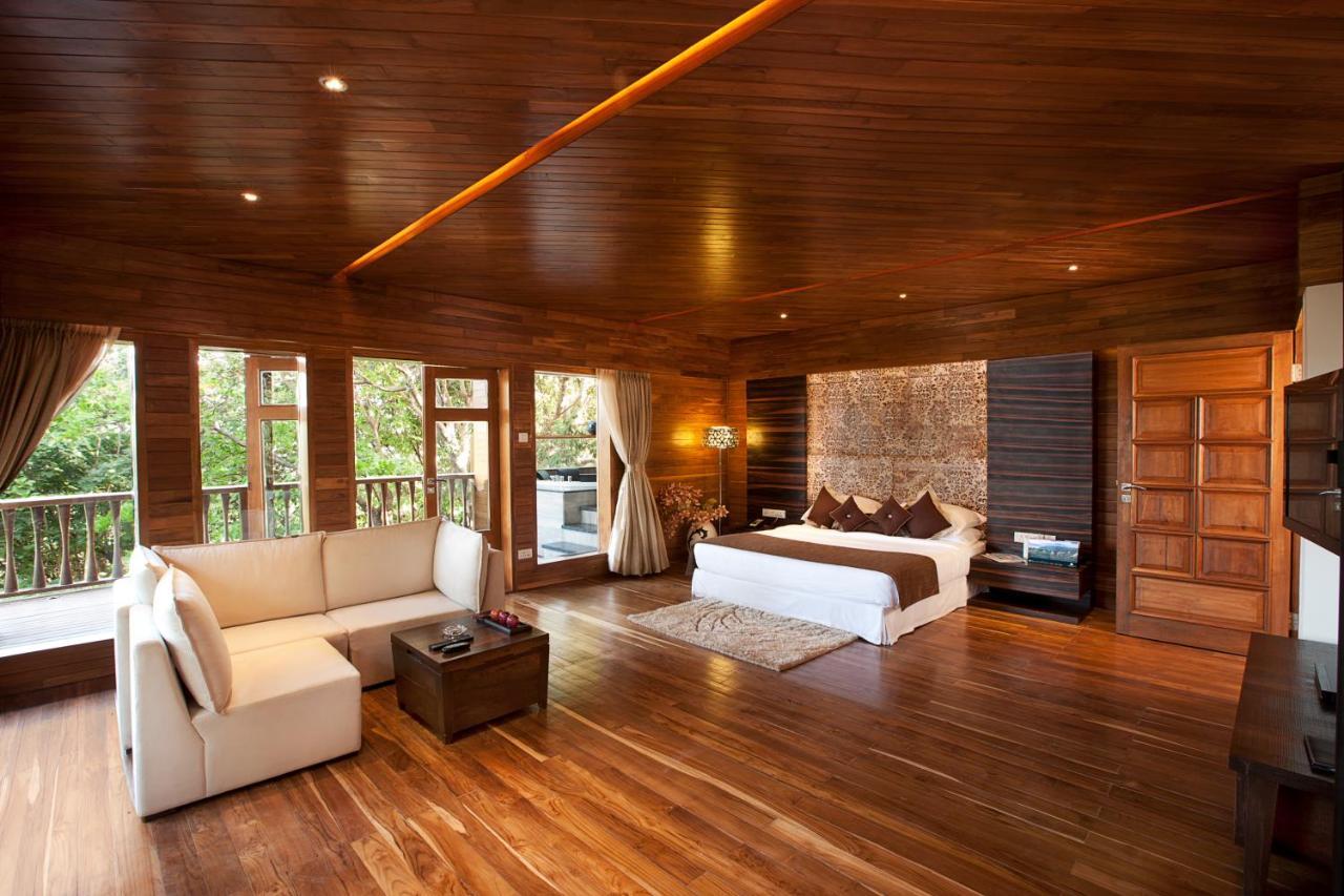 Aamby Valley City Lonavala Luaran gambar A bedroom at the resort