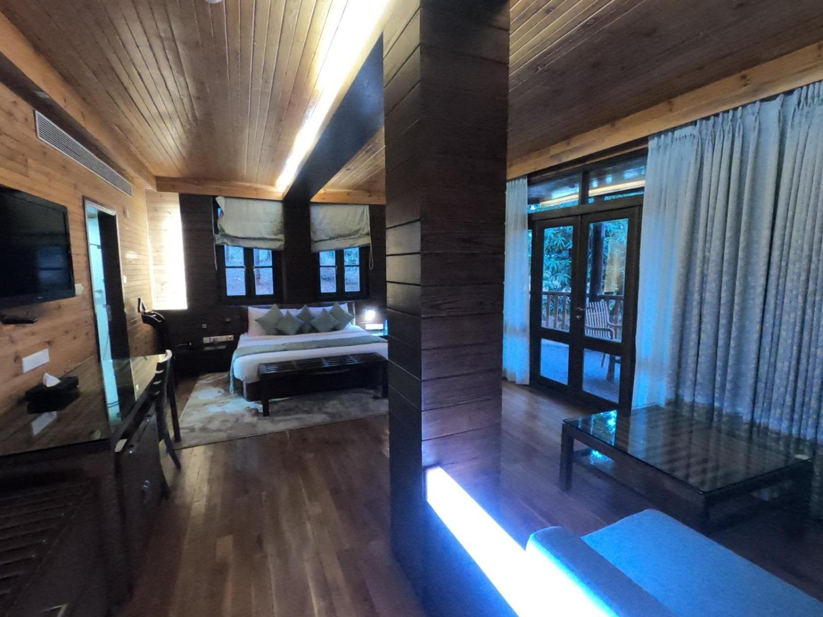 Aamby Valley City Lonavala Luaran gambar A room at the hotel