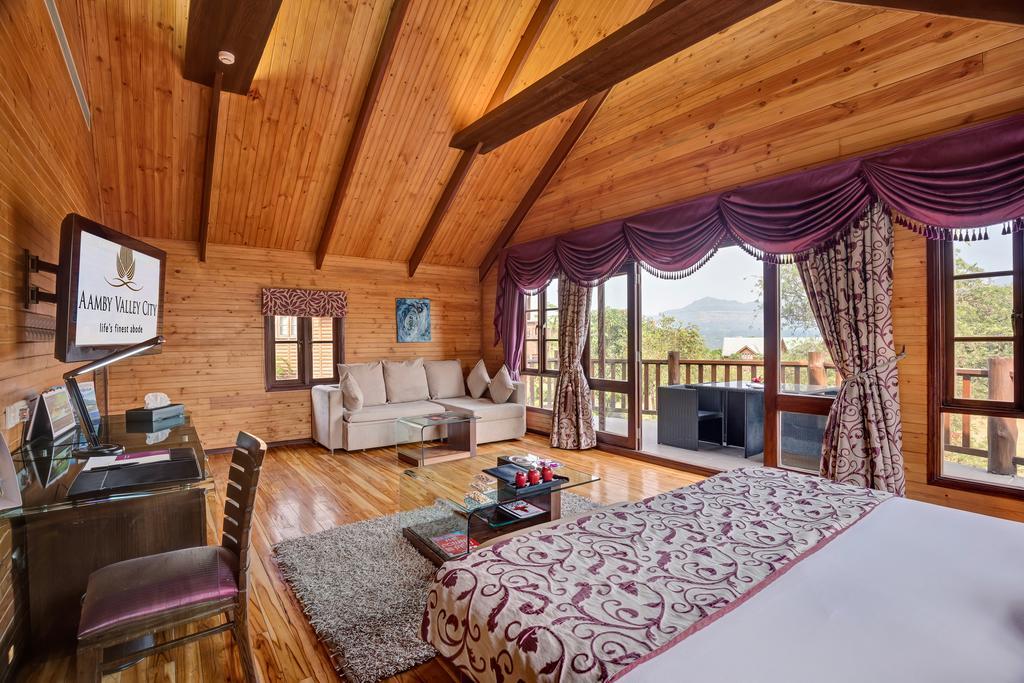 Aamby Valley City Lonavala Bilik gambar Suite